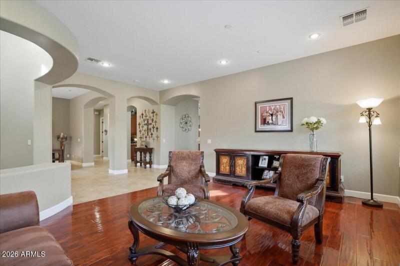 13-3370 E Cherrywood Pl_RedHogMedia