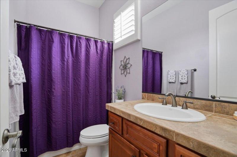 44-3370 E Cherrywood Pl_RedHogMedia