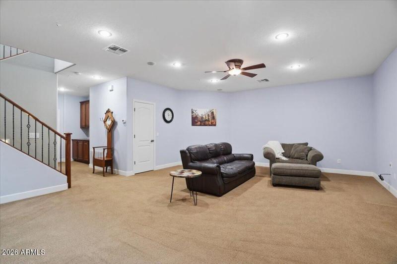 48-3370 E Cherrywood Pl_RedHogMedia