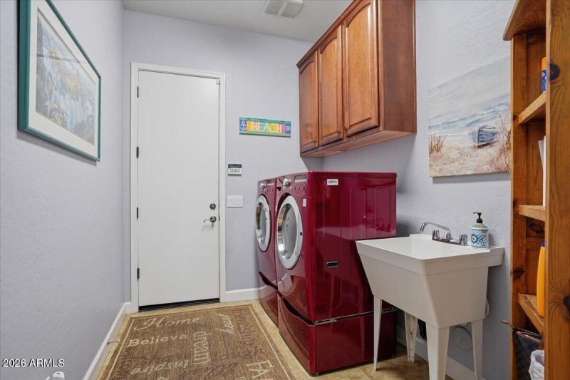 54-3370 E Cherrywood Pl_RedHogMedia