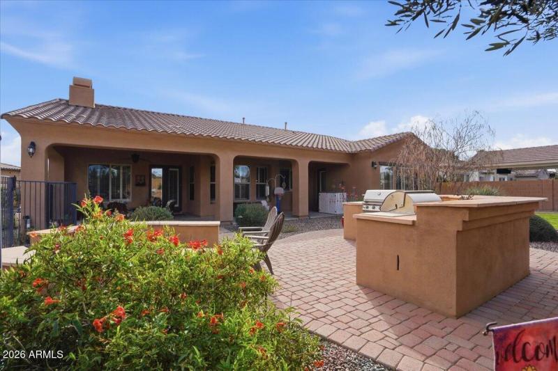 64-3370 E Cherrywood Pl_RedHogMedia