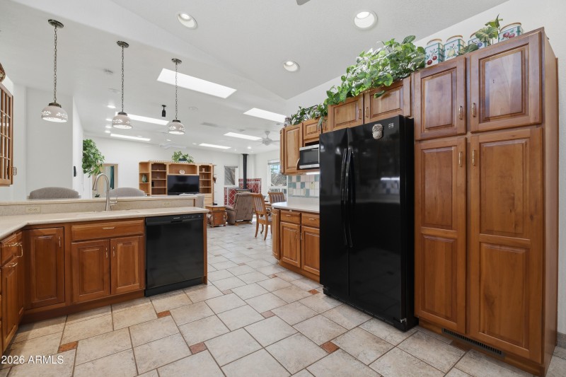 1835 E. Kerley Lane