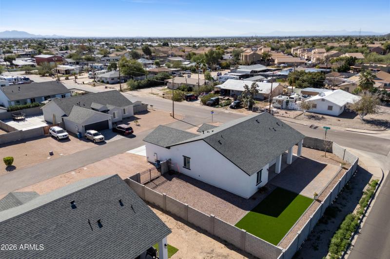 43_10530 e baltimore st-43