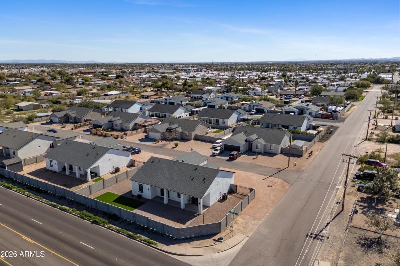 46_10530 e baltimore st-46