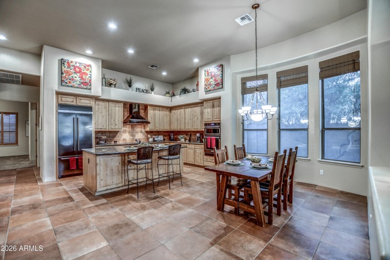 Large eat in kitchen