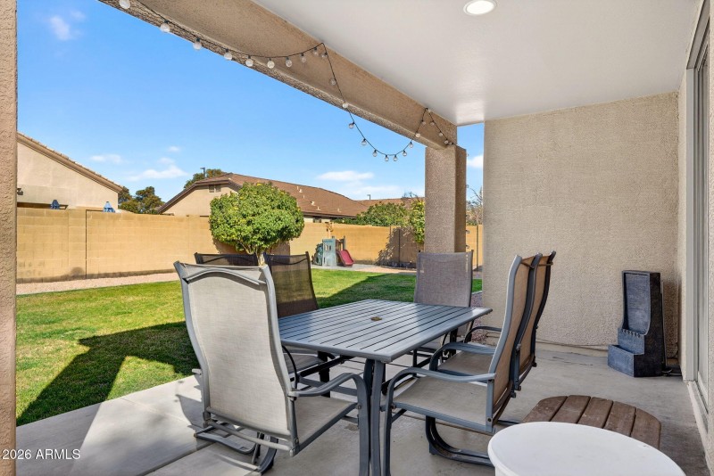 32-web-or-mls-32-E Lark Ct