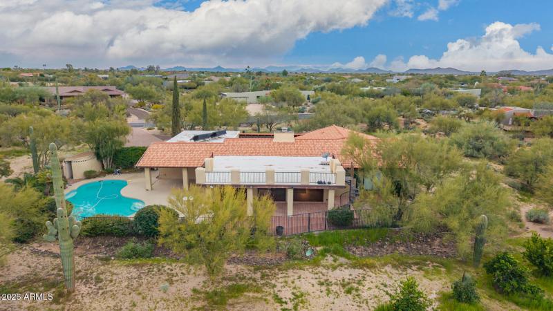 5022 E Calle De Los Flores