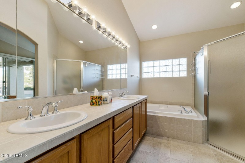 Primary Suite Bathroom