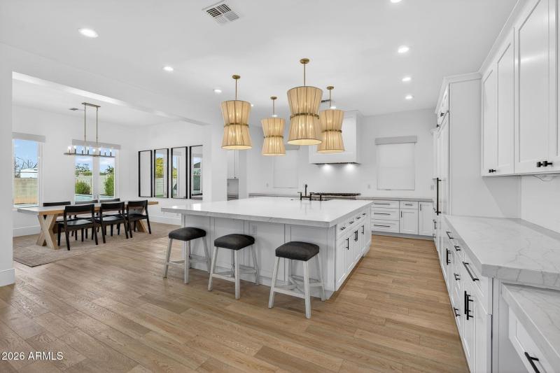 006_26-web-or-mls-20-e_natalie_way_877