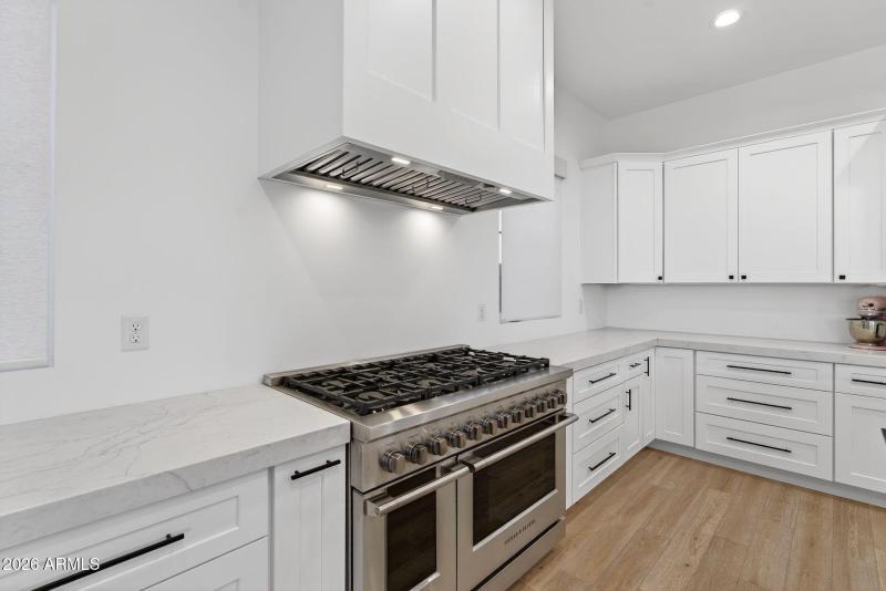 015_24-web-or-mls-27-e_natalie_way_238