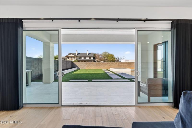 017_15-web-or-mls-37-e_natalie_way_630