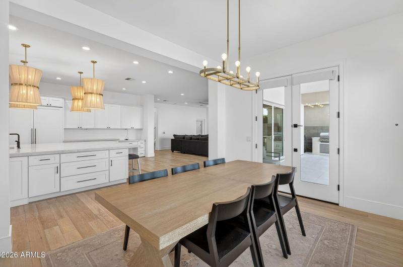 028_31-web-or-mls-35-e_natalie_way_634