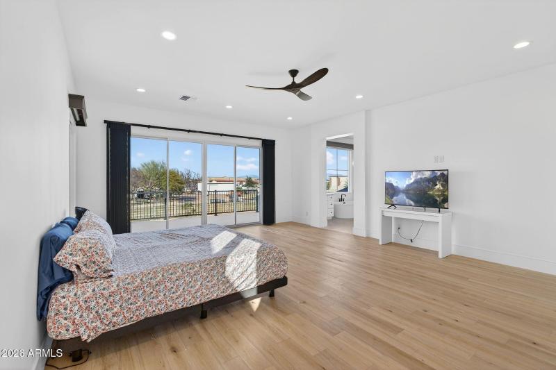 040_43-web-or-mls-43-e_natalie_way_928