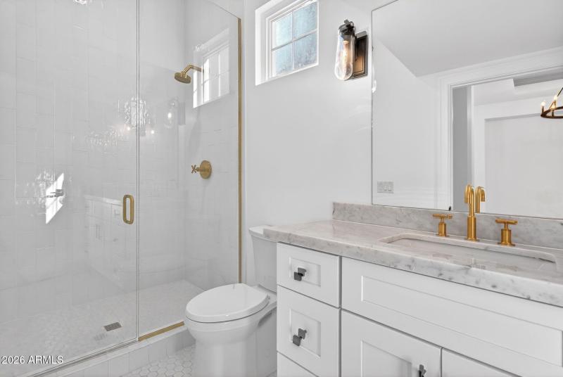 059_65-web-or-mls-10-e_natalie_way_454