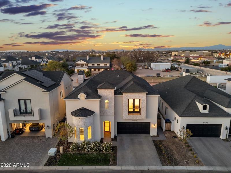 079_93-web-or-mls-89-natalie_way_692