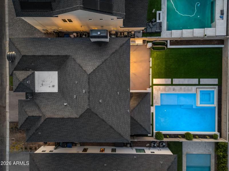 083_99-web-or-mls-95-natalie_way_648