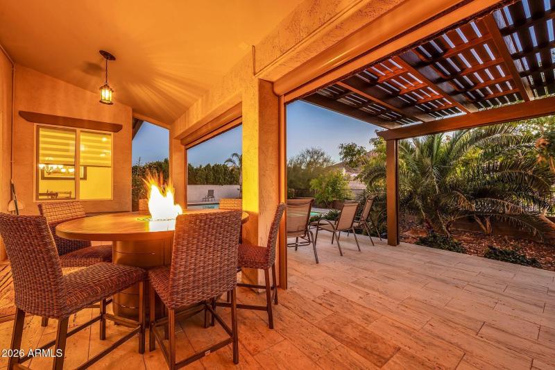 565 W Perkins St Twilight-36