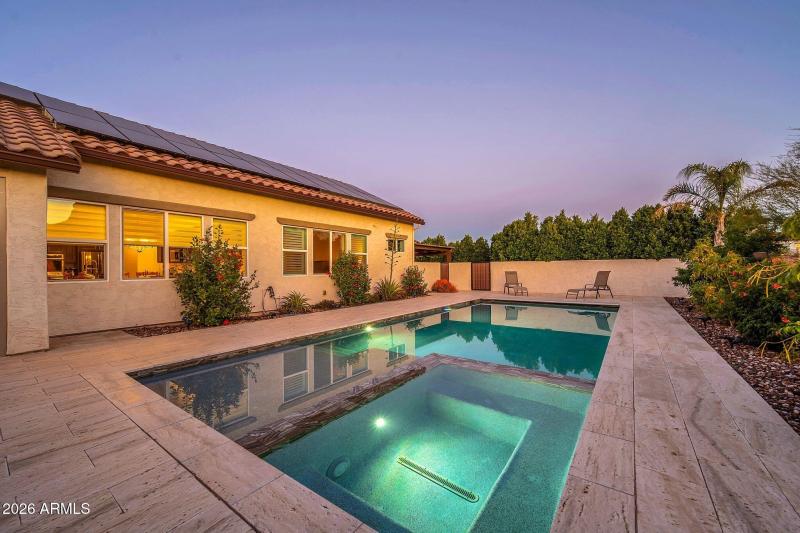 565 W Perkins St Twilight-42