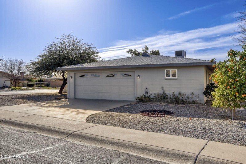 864 N 62nd St - Web Quality - 026 - 26 E