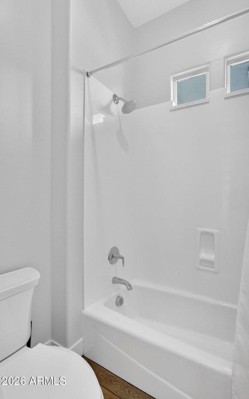 041_62-web-or-mls-46-e_marsh_rd_569