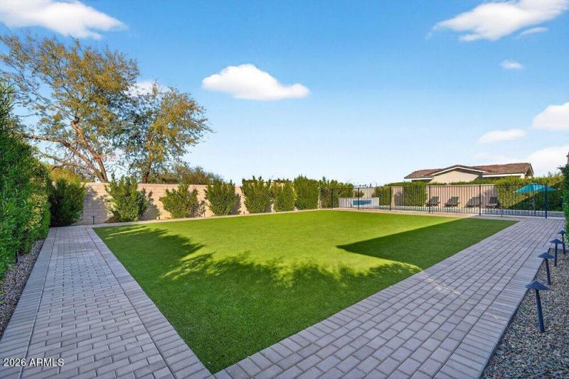 053_77-web-or-mls-97-e_marsh_rd_286