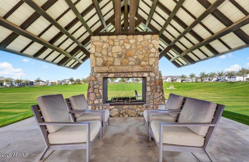 060_120-web-or-mls-22-e_marsh_rd_264