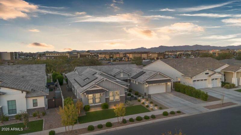 068_81-web-or-mls-dji_0177_213