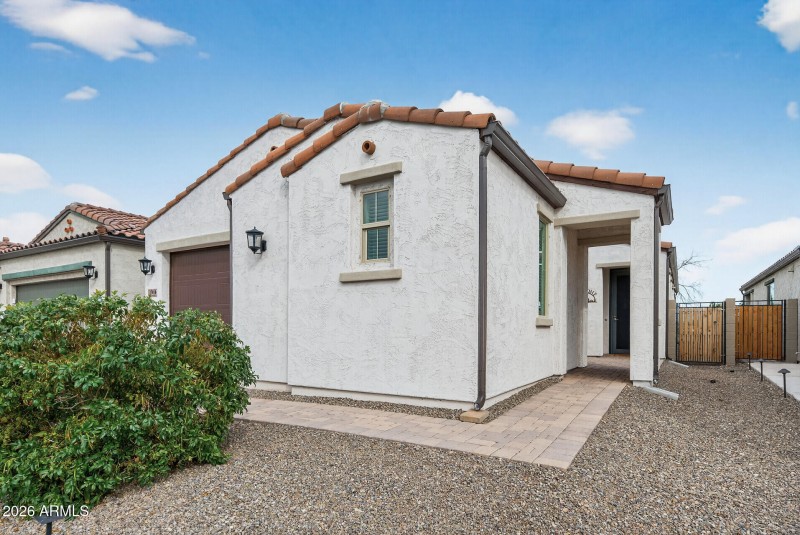 Front Exterior of 2022 Built Agave Plan