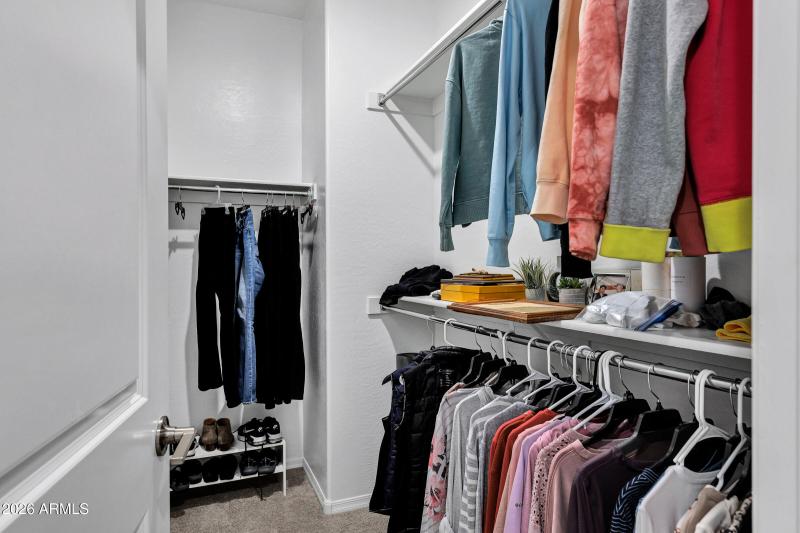 1825 E Hampton Ln-24