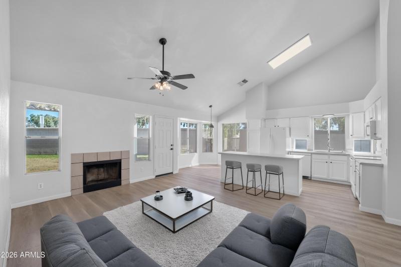 008__Staged1405 N Jamaica Way_FamilyRoom