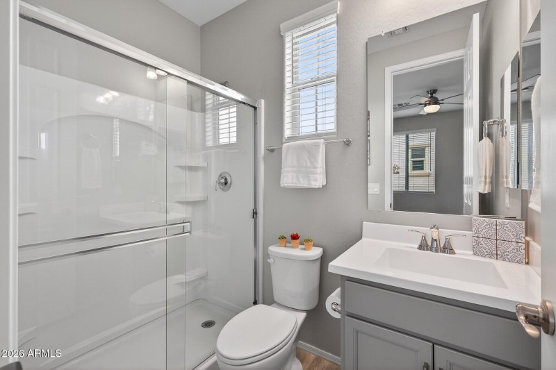 Guest Room Ensuite Bath