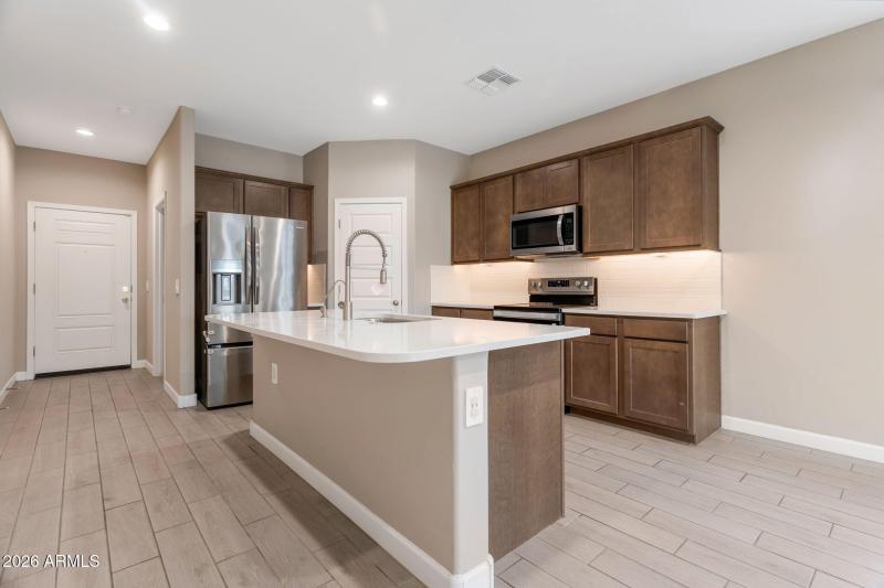 5-web-or-mls-Qp-9011