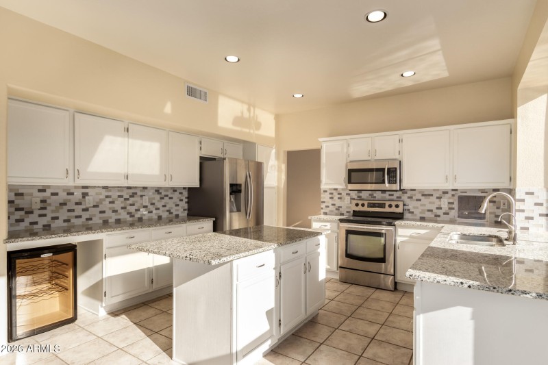 15 - Granite View