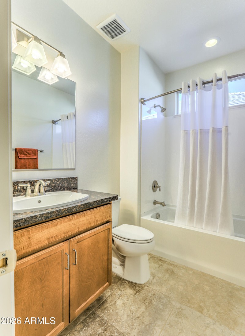 Guest & Hall Full Bathroom