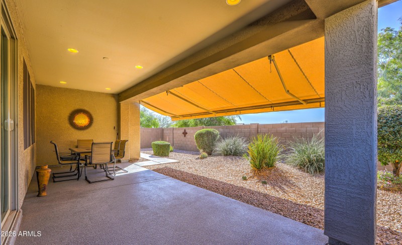 Remote-controlled sunshade