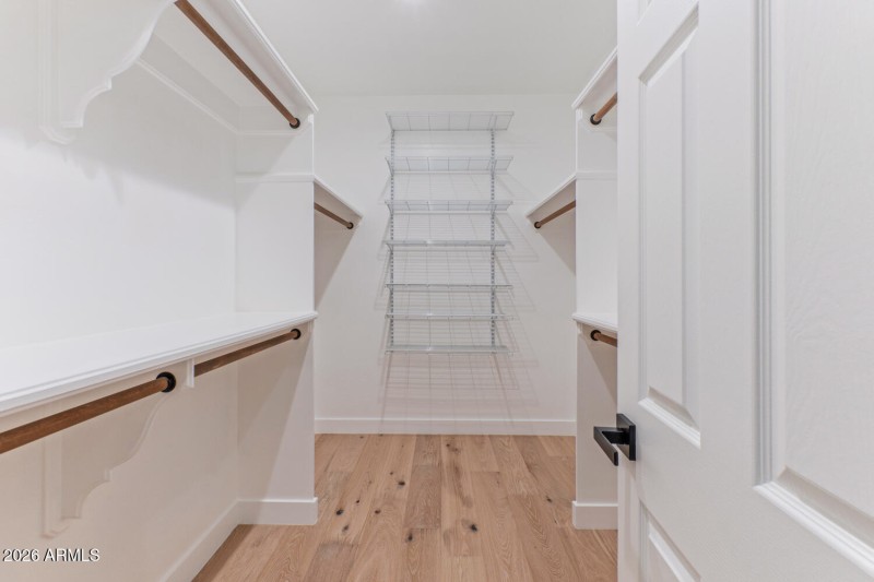 photo_87707648-1500x1000