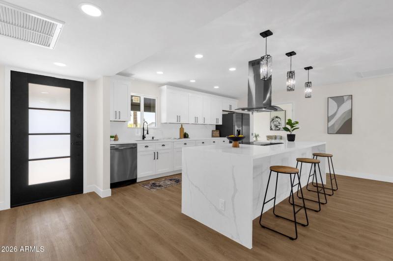 11-web-or-mls-1524-w-mission-ln