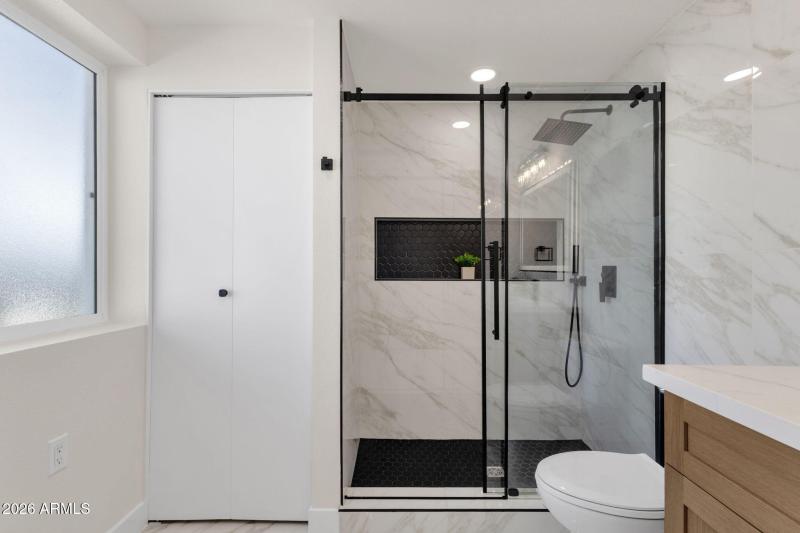 39-web-or-mls-1524-w-mission-ln