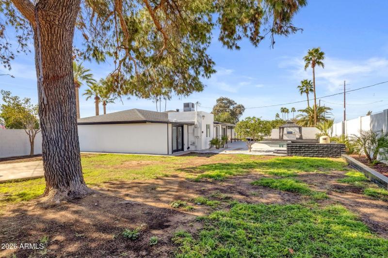 52-web-or-mls-1524-w-mission-ln