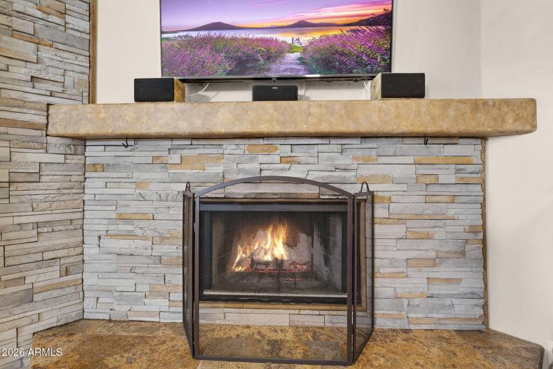 9-web-or-mls-14 E Cathy Ct