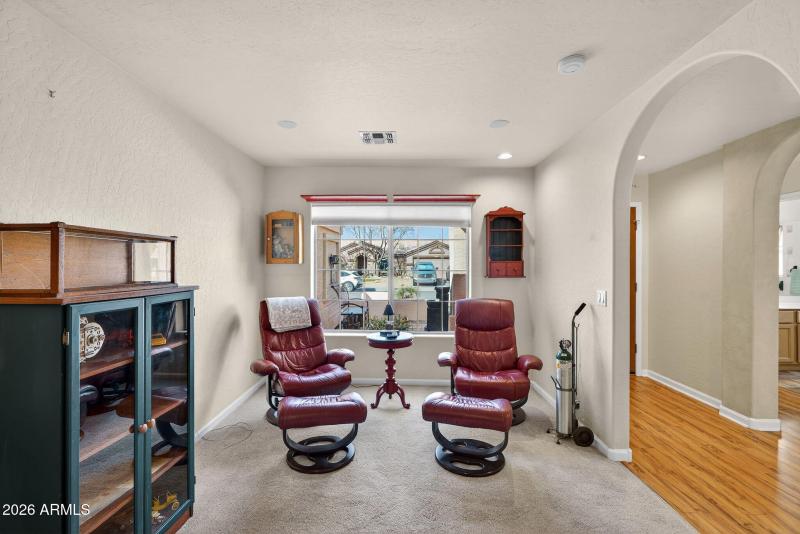 12-web-or-mls-03 E Cathy Ct