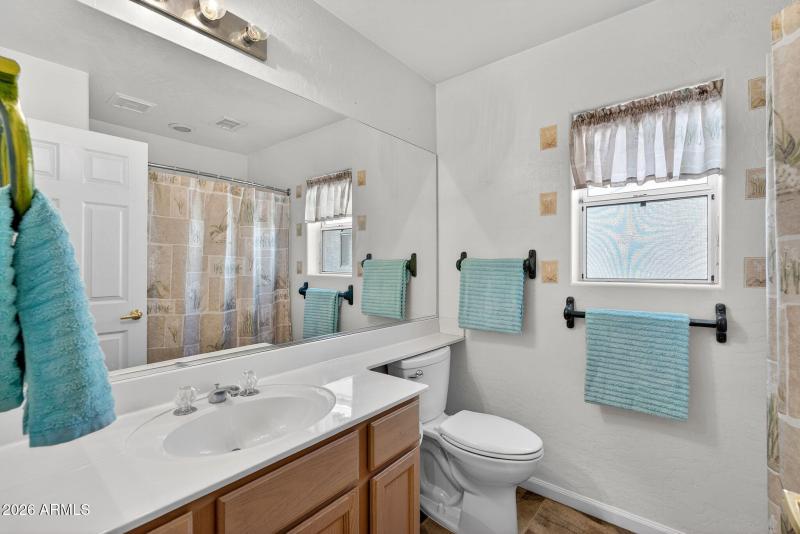 37-web-or-mls-07 E Cathy Ct