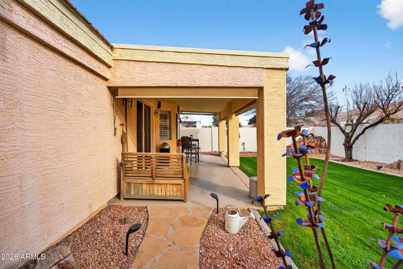 46-web-or-mls-42 E Cathy Ct