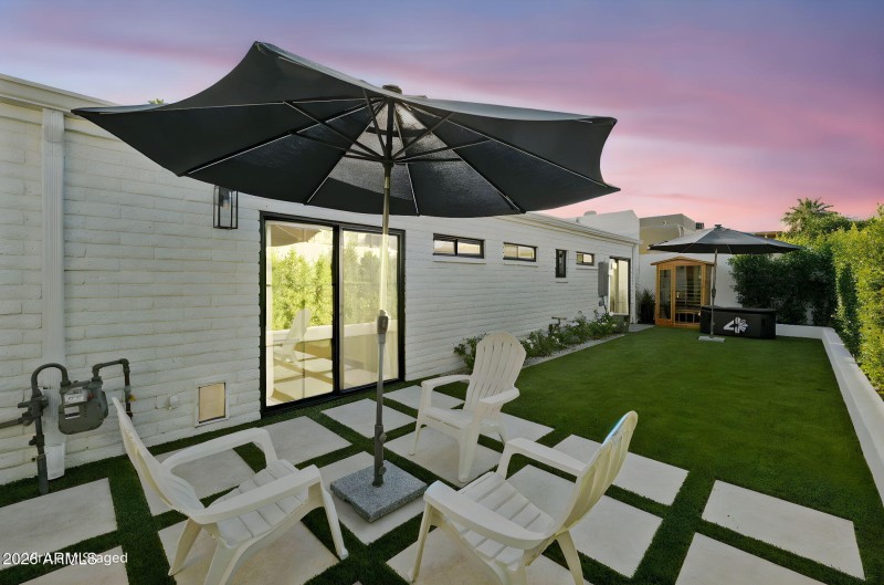 50-web-or-mls-7770-e-camelback-rd-unit-1