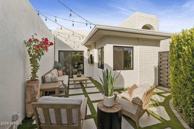 45-web-or-mls-7770-e-camelback-rd-unit-1