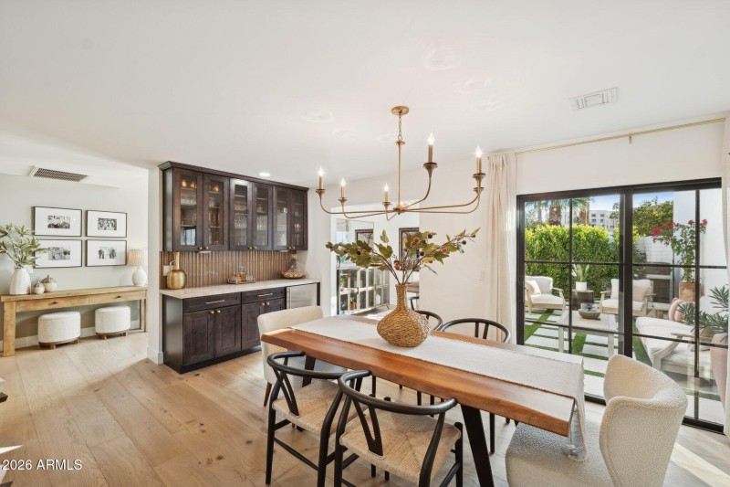 15-web-or-mls-7770-e-camelback-rd-unit-1