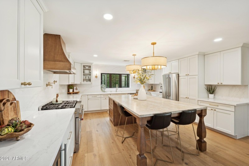 17-web-or-mls-7770-e-camelback-rd-unit-1