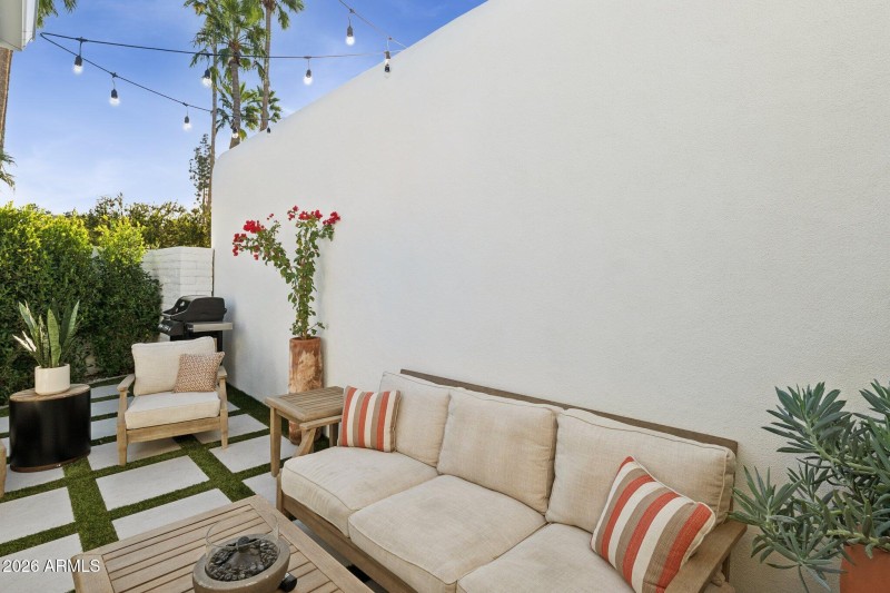 42-web-or-mls-7770-e-camelback-rd-unit-1