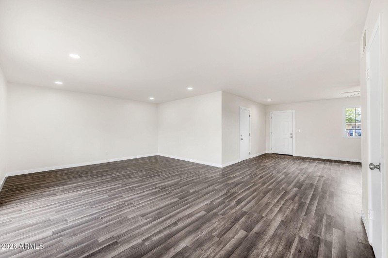 7742 W Fairmount Ave-5