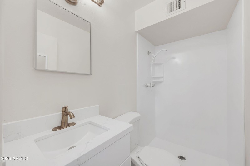 7742 W Fairmount Ave-22